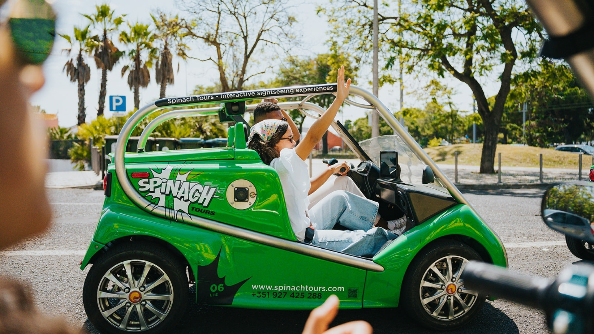 Spinach Tours imagem 449